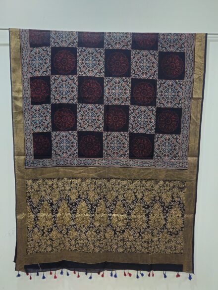Gold (Decorative patterns and border)